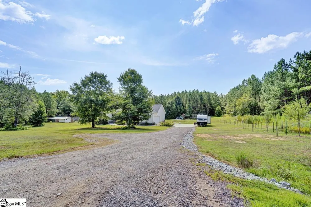 620 Daventon Road Honea Path, SC 29654