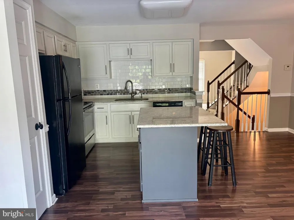 4606 JASMINE DRIVE Center, PA 18034