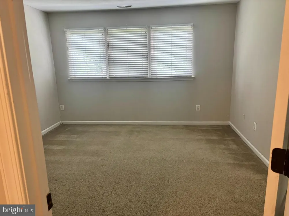 4606 JASMINE DRIVE Center, PA 18034