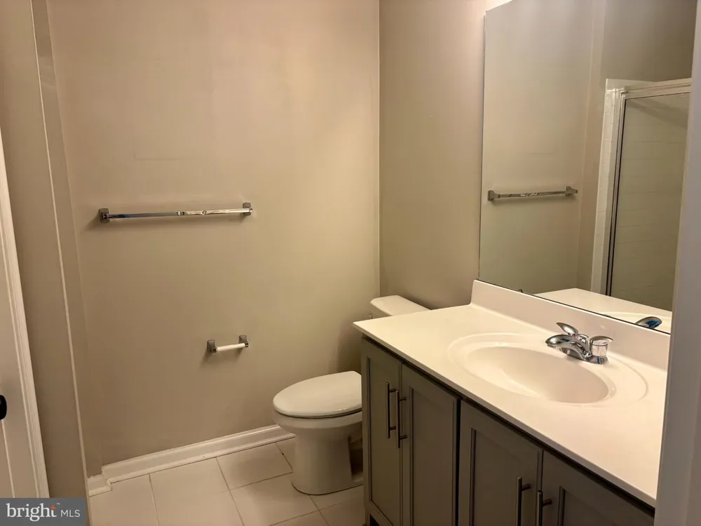 4606 JASMINE DRIVE Center, PA 18034