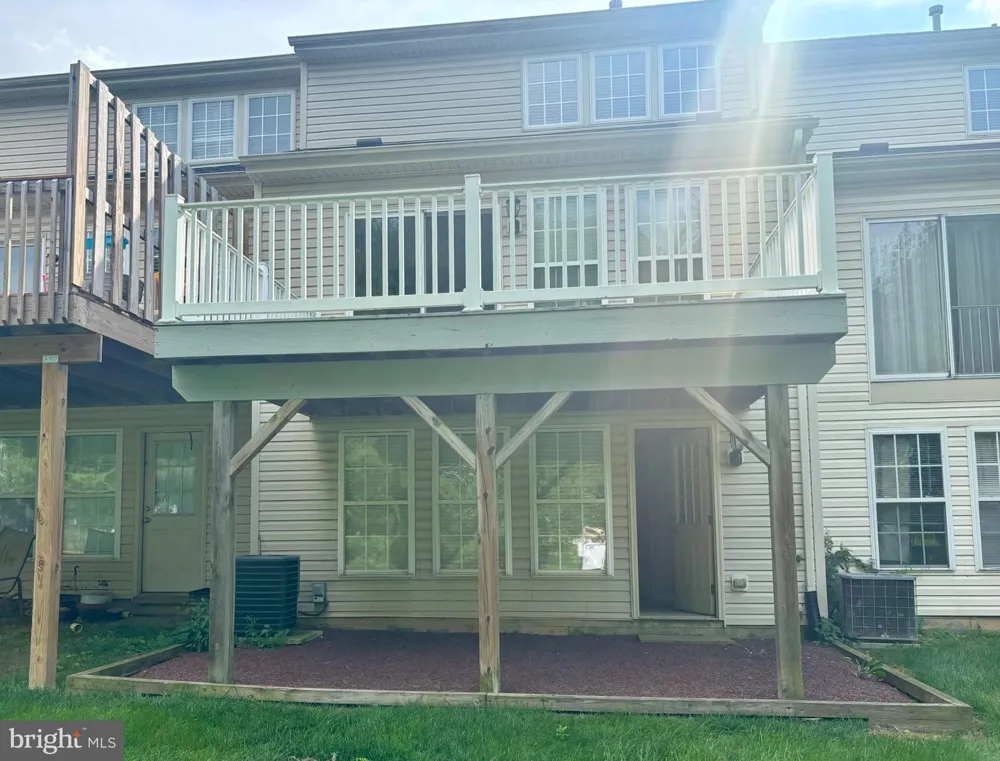 4606 JASMINE DRIVE Center, PA 18034
