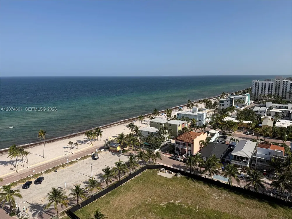 3111 Ocean Dr #1611 Hollywood, FL 33019