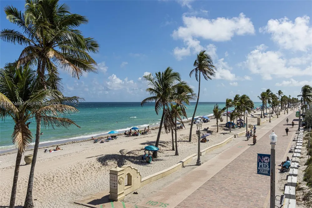 3111 Ocean Dr #1611 Hollywood, FL 33019