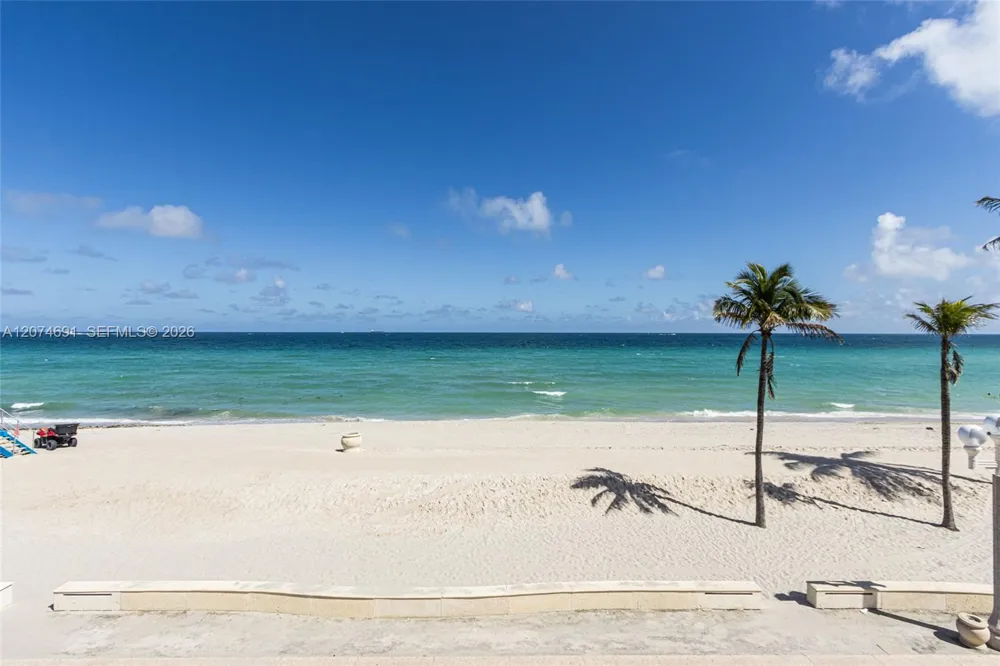 3111 Ocean Dr #1611 Hollywood, FL 33019