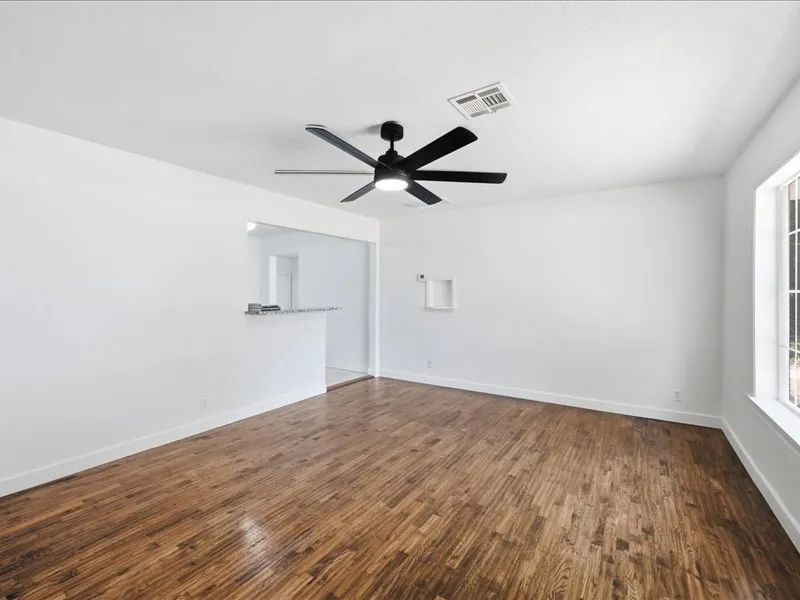 102 W 43rd Street S Sand Springs, OK 74063