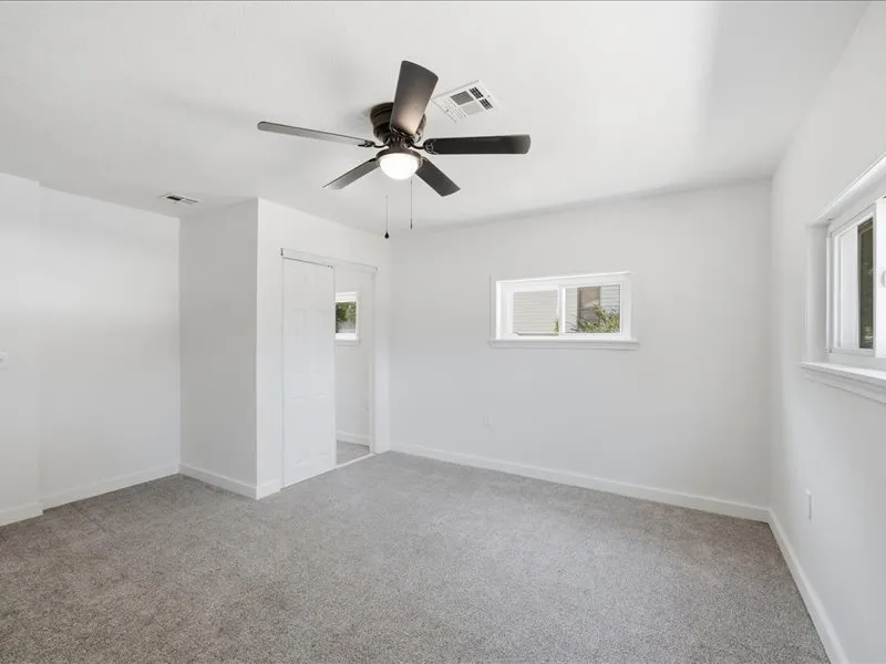 102 W 43rd Street S Sand Springs, OK 74063