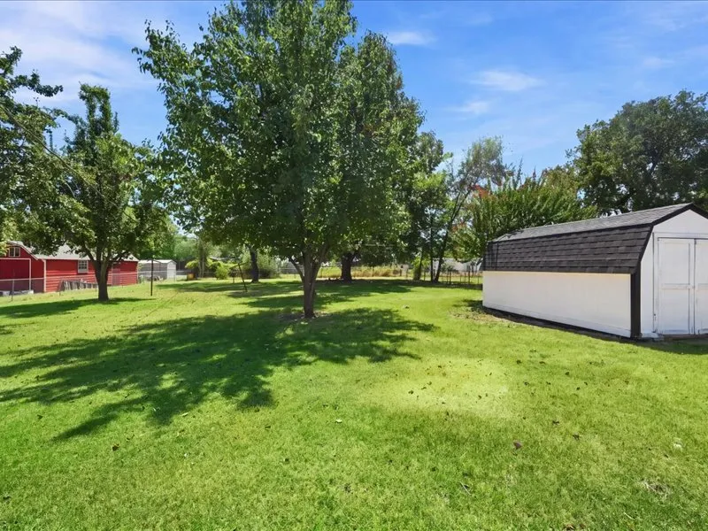 102 W 43rd Street S Sand Springs, OK 74063