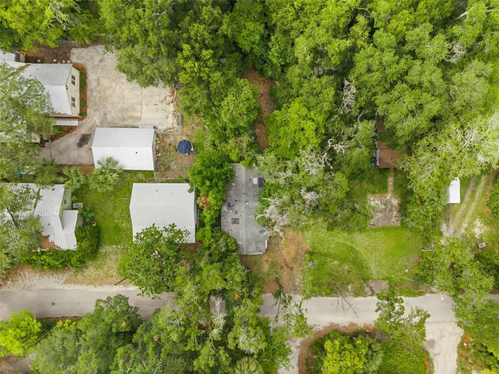 512 NW 9TH AVENUE Gainesville, FL 32601