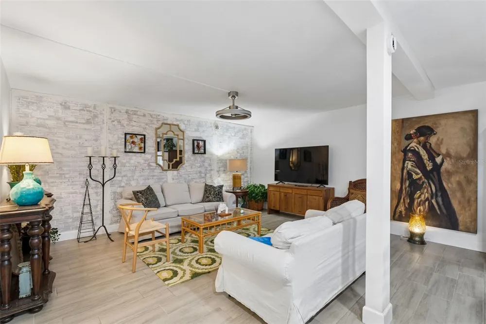 638 SAUSALITO BOULEVARD #B5 Casselberry, FL 32707