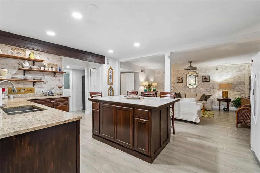 638 SAUSALITO BOULEVARD #B5 Casselberry, FL 32707