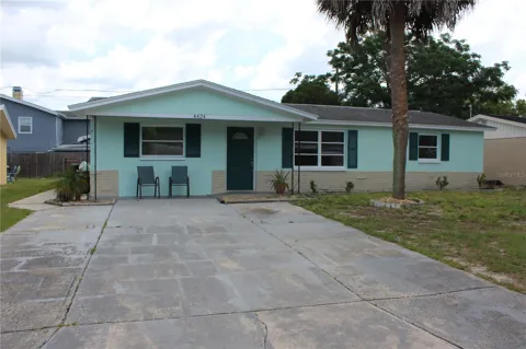 4424 TERRY LOOP #A