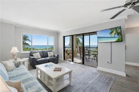 6662 Estero Boulevard #508