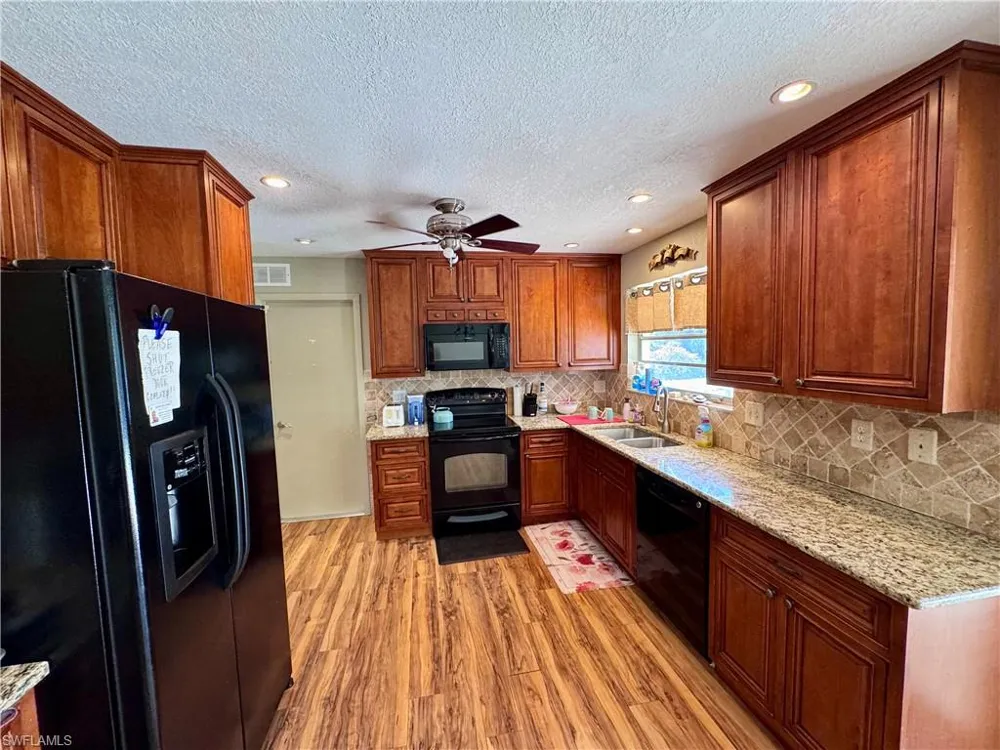 22215 Oneida Avenue Port Charlotte, FL 33952