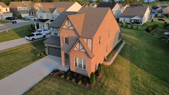 1806 Ableson Way Columbia, TN 38401