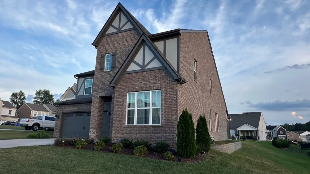 1806 Ableson Way Columbia, TN 38401