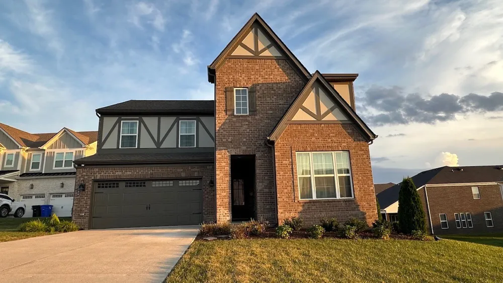 1806 Ableson Way Columbia, TN 38401