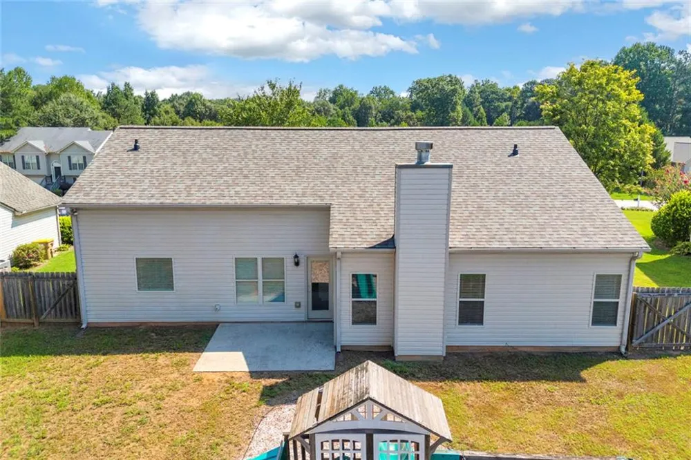 1412 Silvergate Way Winder, GA 30680