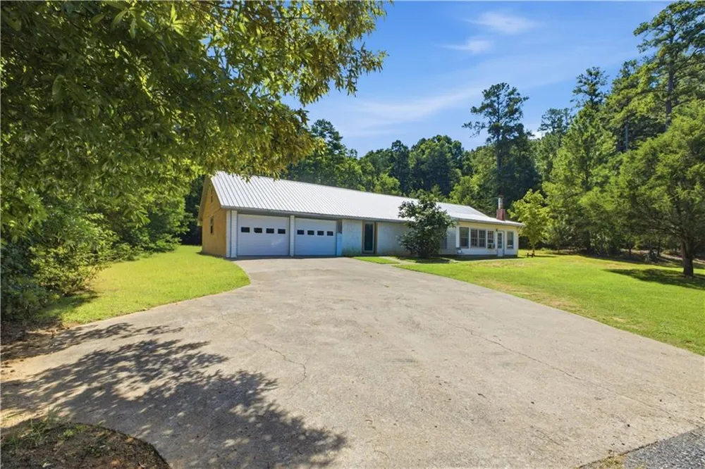 4805 S Highway 27 Lindale, GA 30147