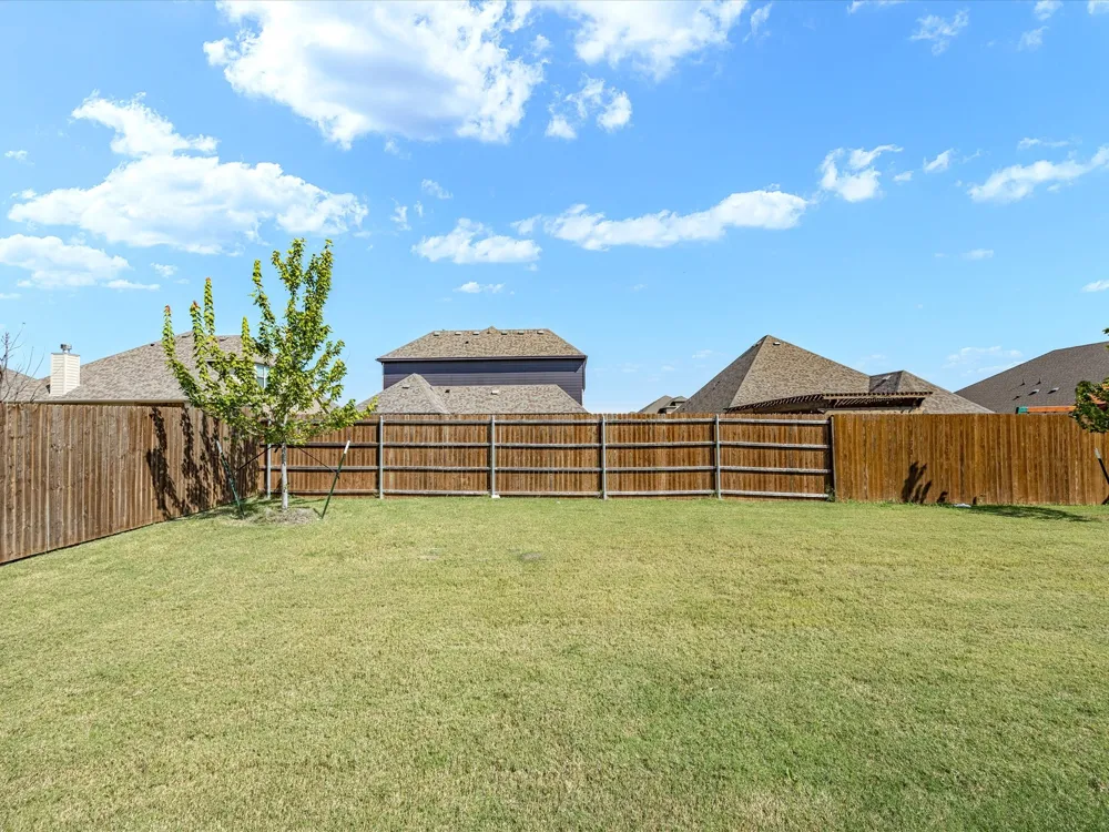 293 Resting Place Road Waxahachie, TX 75165