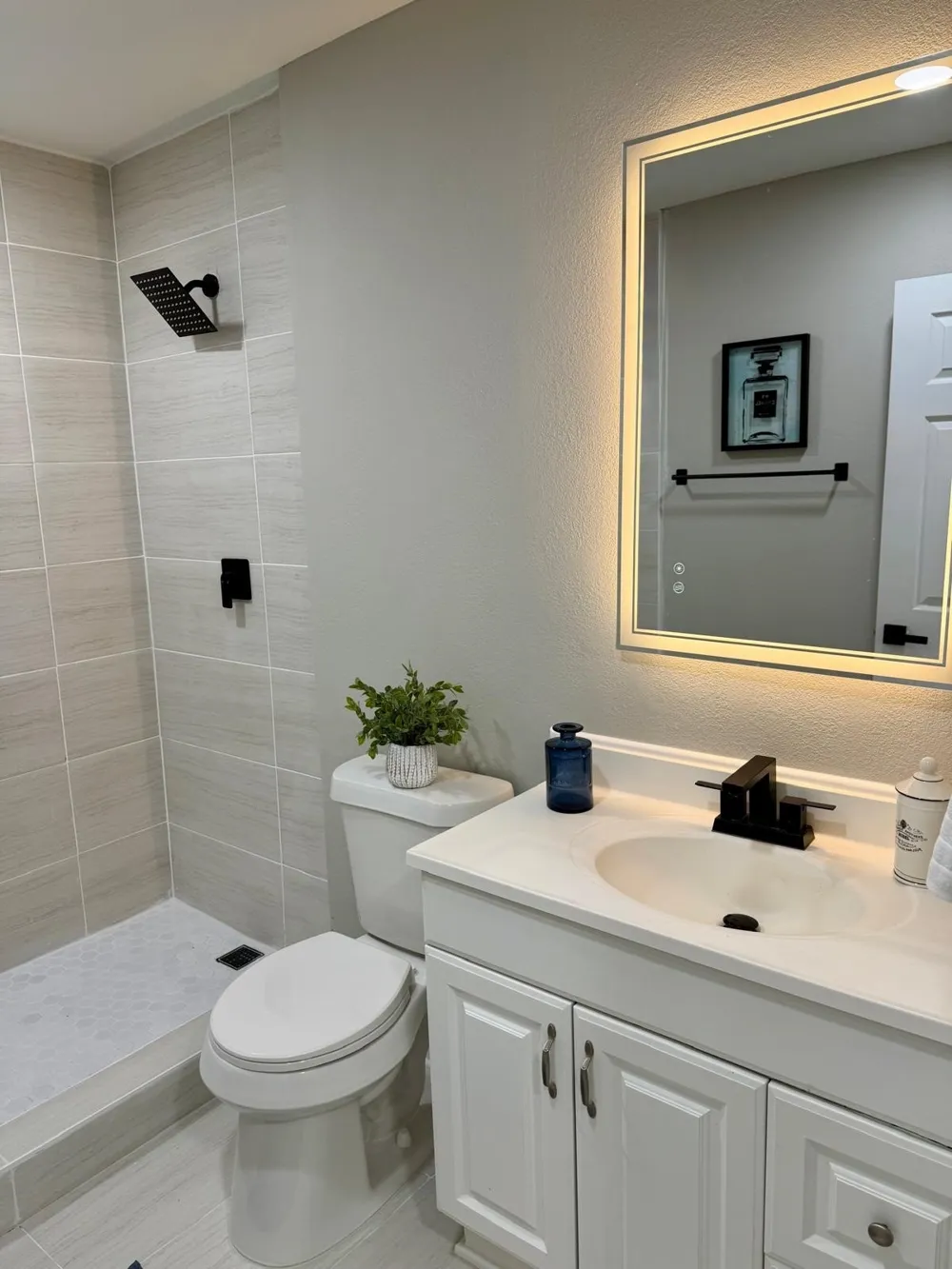 1810 Sandra Lane Grand Prairie, TX 75052
