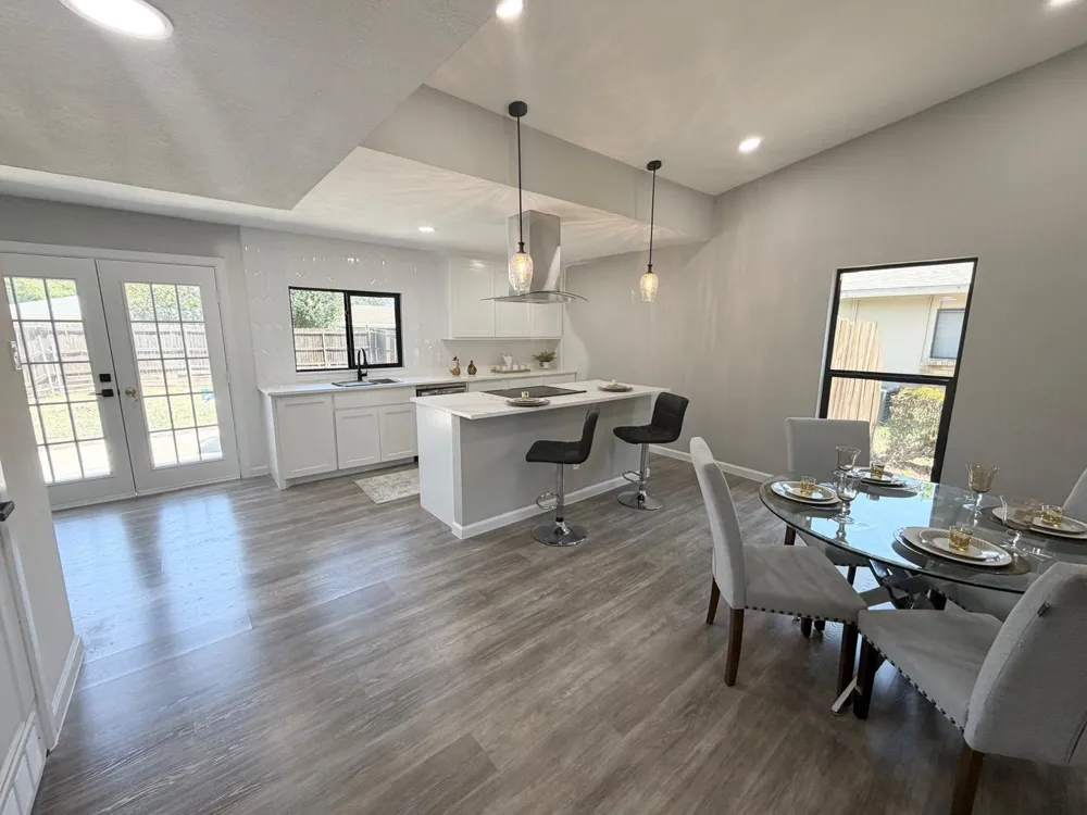 1810 Sandra Lane Grand Prairie, TX 75052