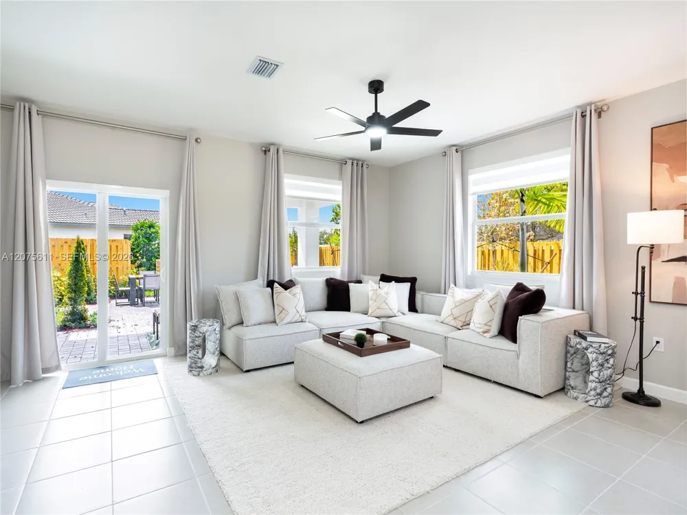 27307 SW 159 CT Miami, FL 33031