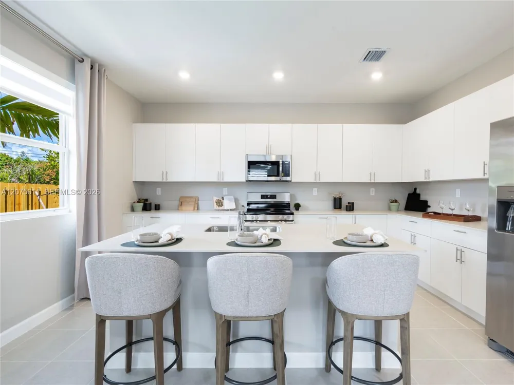 27307 SW 159 CT Miami, FL 33031