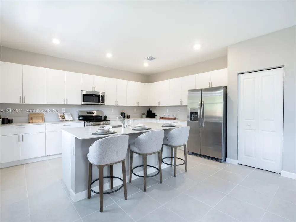 27307 SW 159 CT Miami, FL 33031