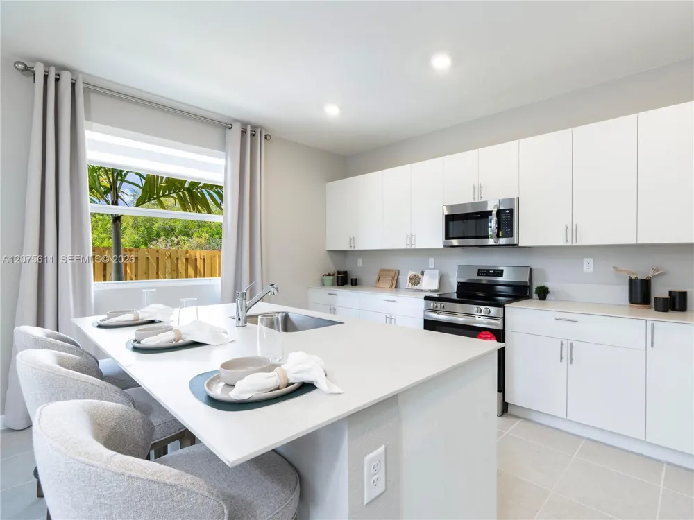 27307 SW 159 CT Miami, FL 33031