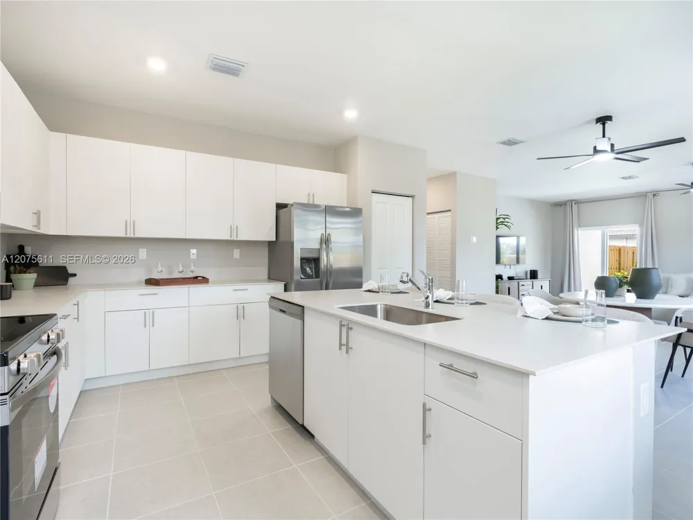 27307 SW 159 CT Miami, FL 33031