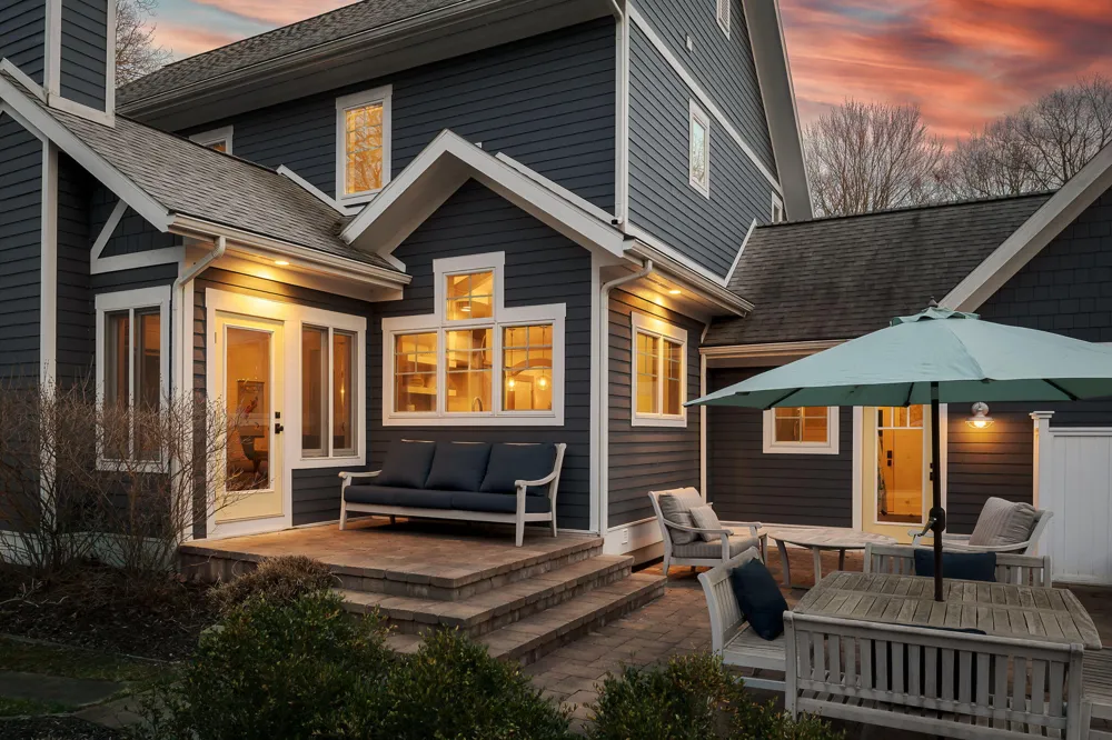 6927 Old Owl Drive Fennville, MI 49408