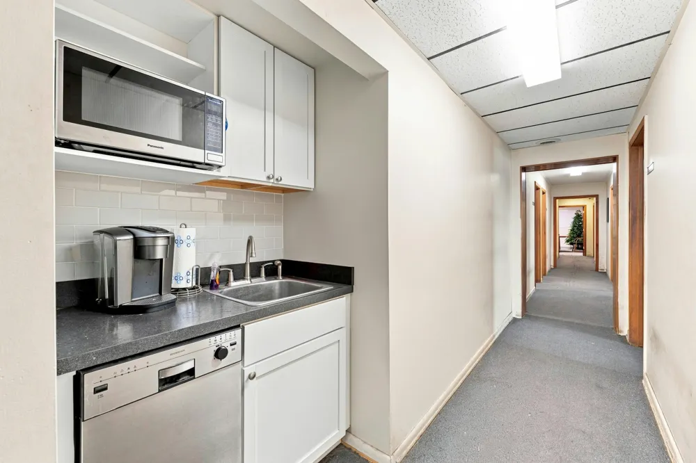 55431 Franklin Drive Three Rivers, MI 49093