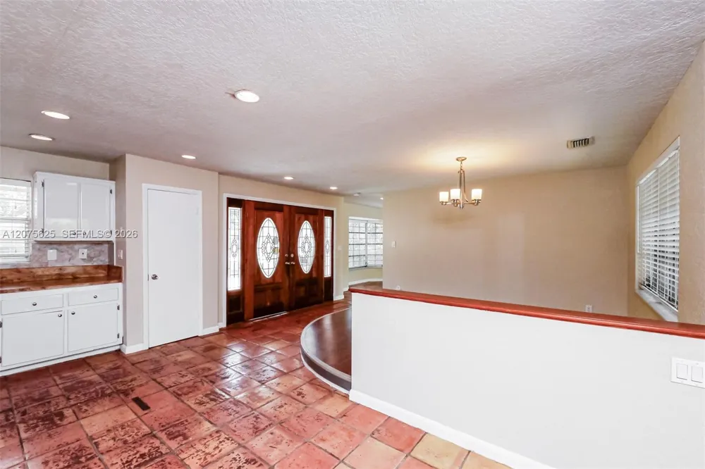 7518 NW 42nd Dr Coral Springs, FL 33065