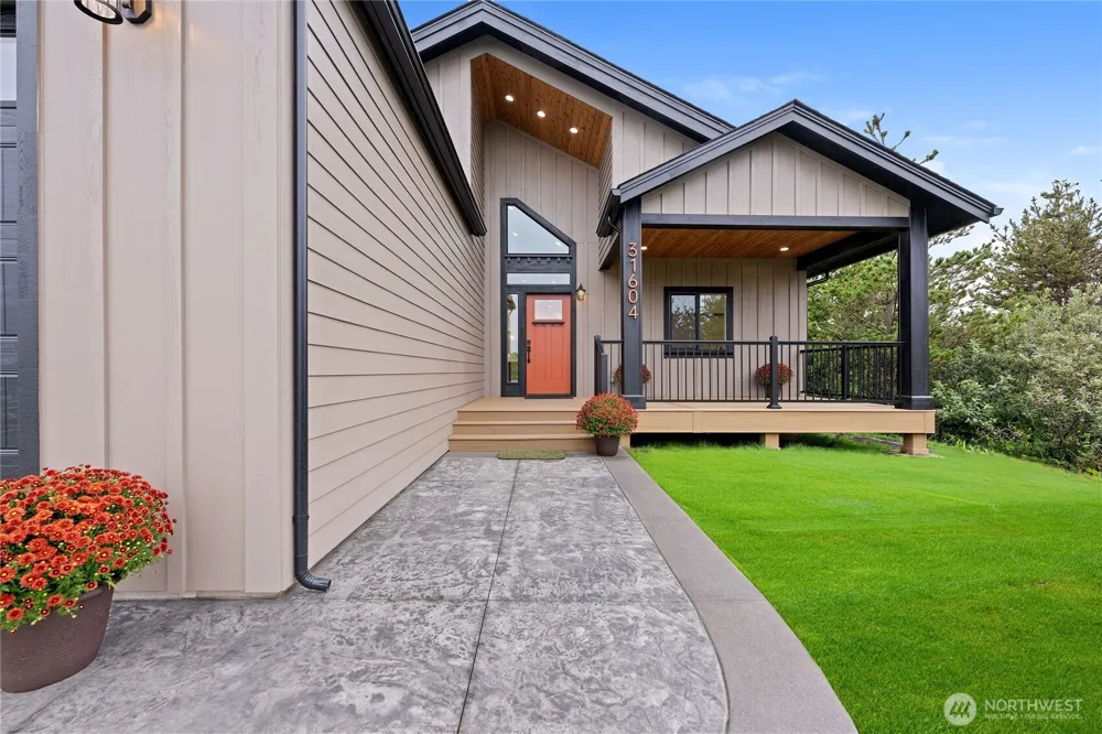 31604 G STREET Ocean Park, WA 98640