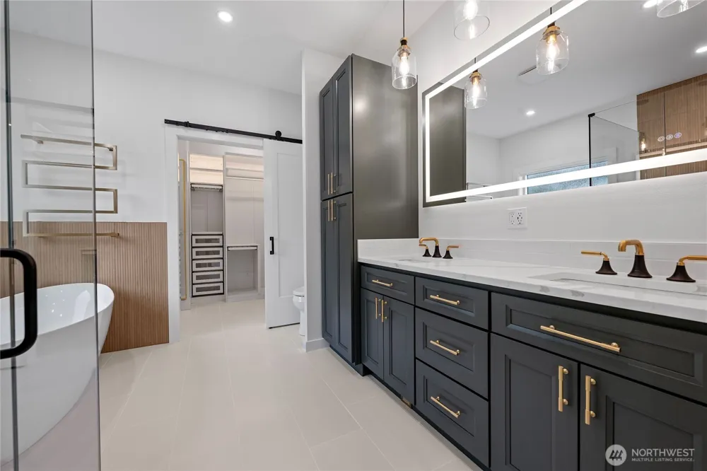 31604 G STREET Ocean Park, WA 98640