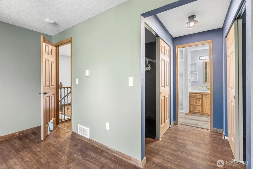 428 S 2nd Place Kalama, WA 98625