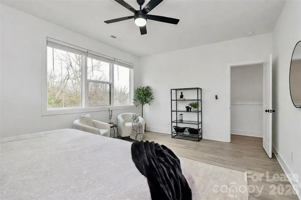 3422 Brookshire Boulevard Charlotte, NC 28216