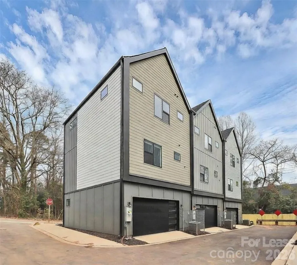 3422 Brookshire Boulevard Charlotte, NC 28216