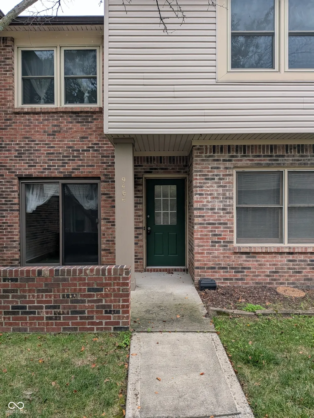9464 Maple Way Indianapolis, IN 46268