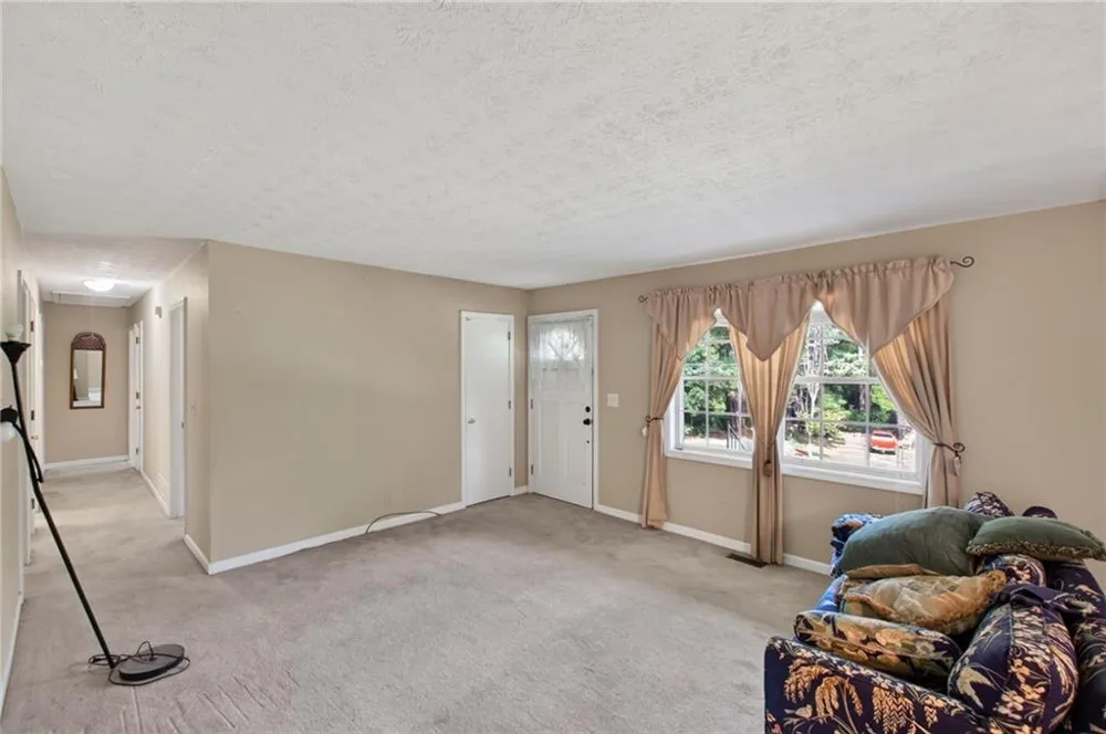 15 Highlane Drive Stockbridge, GA 30281