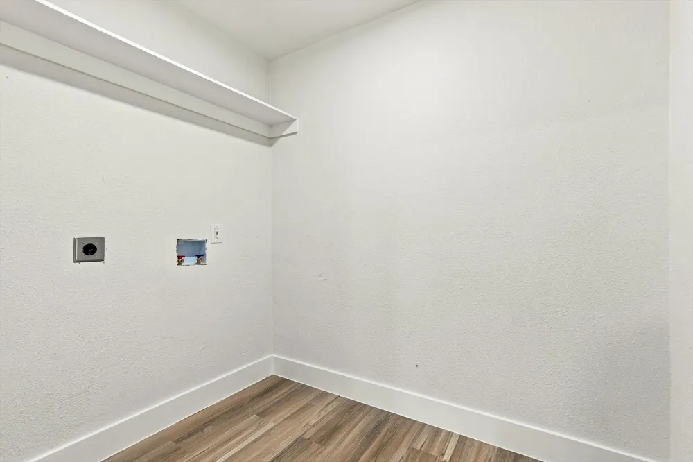 865 Stanford Drive Lancaster, TX 75134