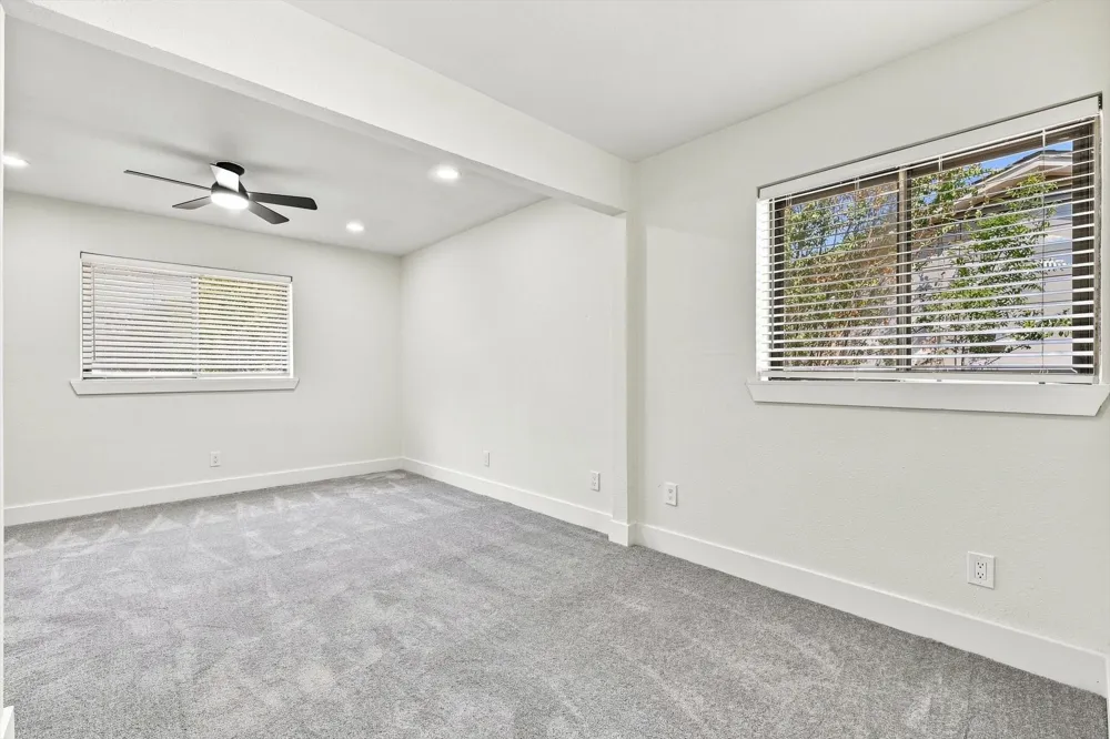 865 Stanford Drive Lancaster, TX 75134