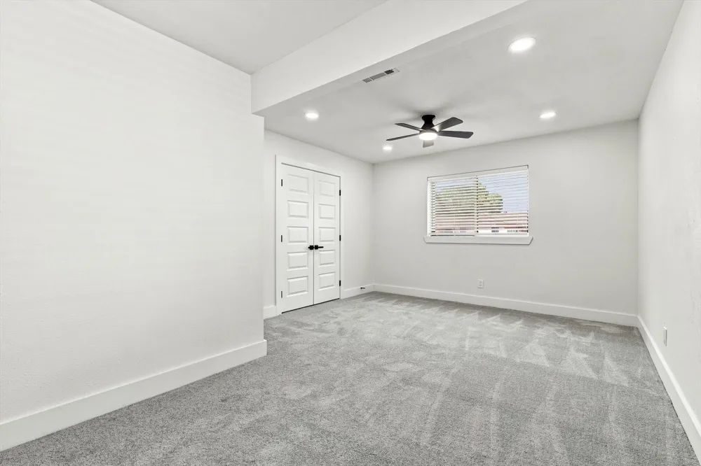 865 Stanford Drive Lancaster, TX 75134