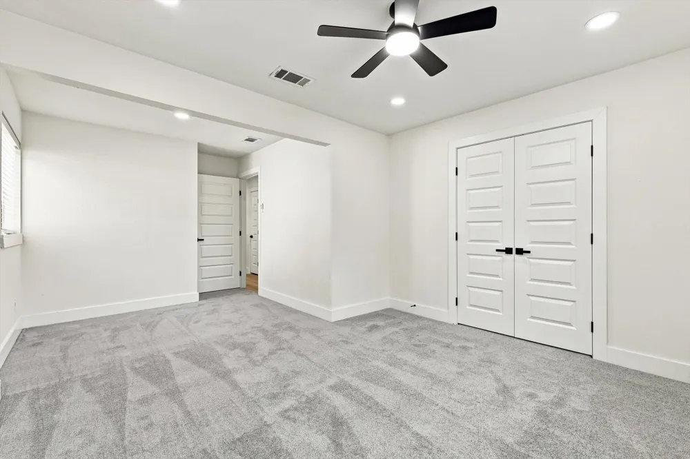 865 Stanford Drive Lancaster, TX 75134