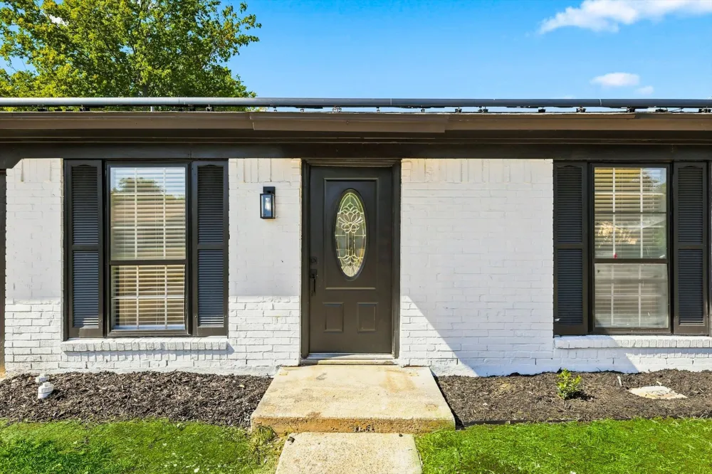 865 Stanford Drive Lancaster, TX 75134
