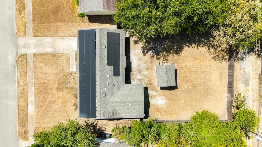 865 Stanford Drive Lancaster, TX 75134