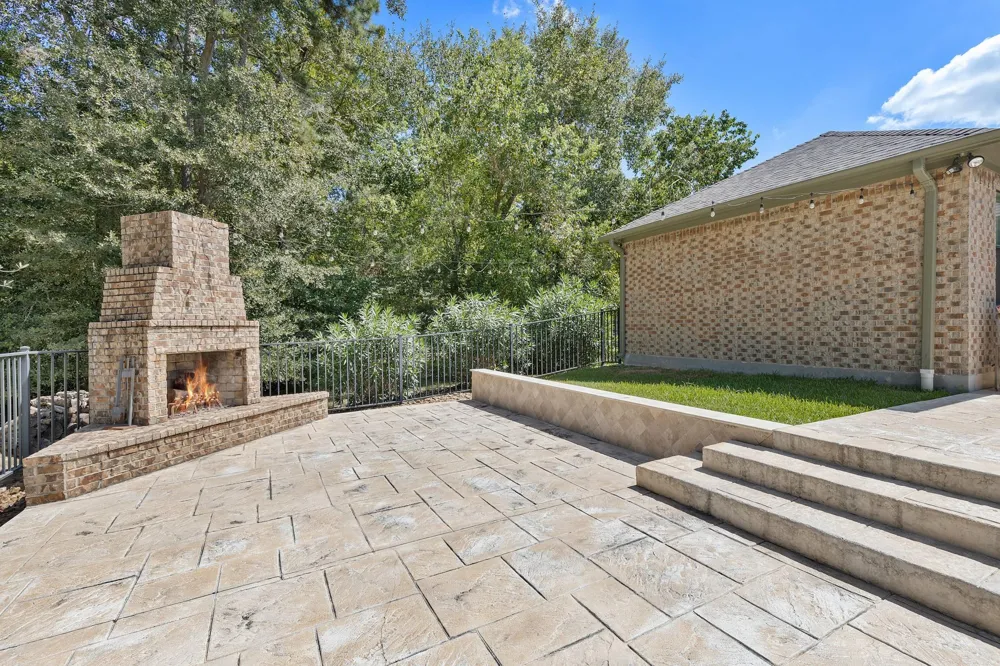 27807 Live Oak View Court Huffman, TX 77336