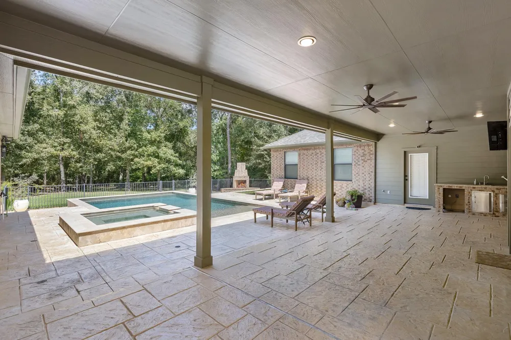 27807 Live Oak View Court Huffman, TX 77336
