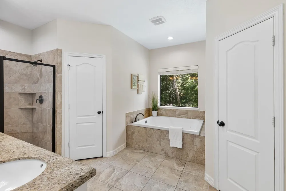 27807 Live Oak View Court Huffman, TX 77336
