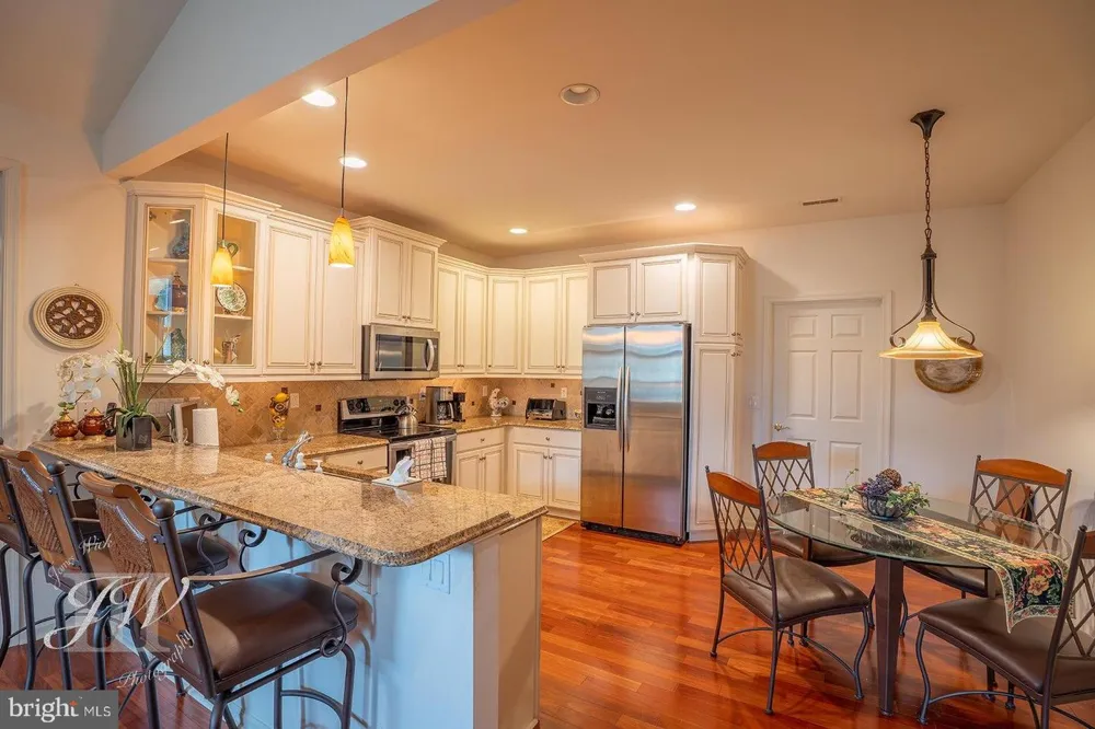 126 FAIRWAY DRIVE #141 Warminster, PA 18974